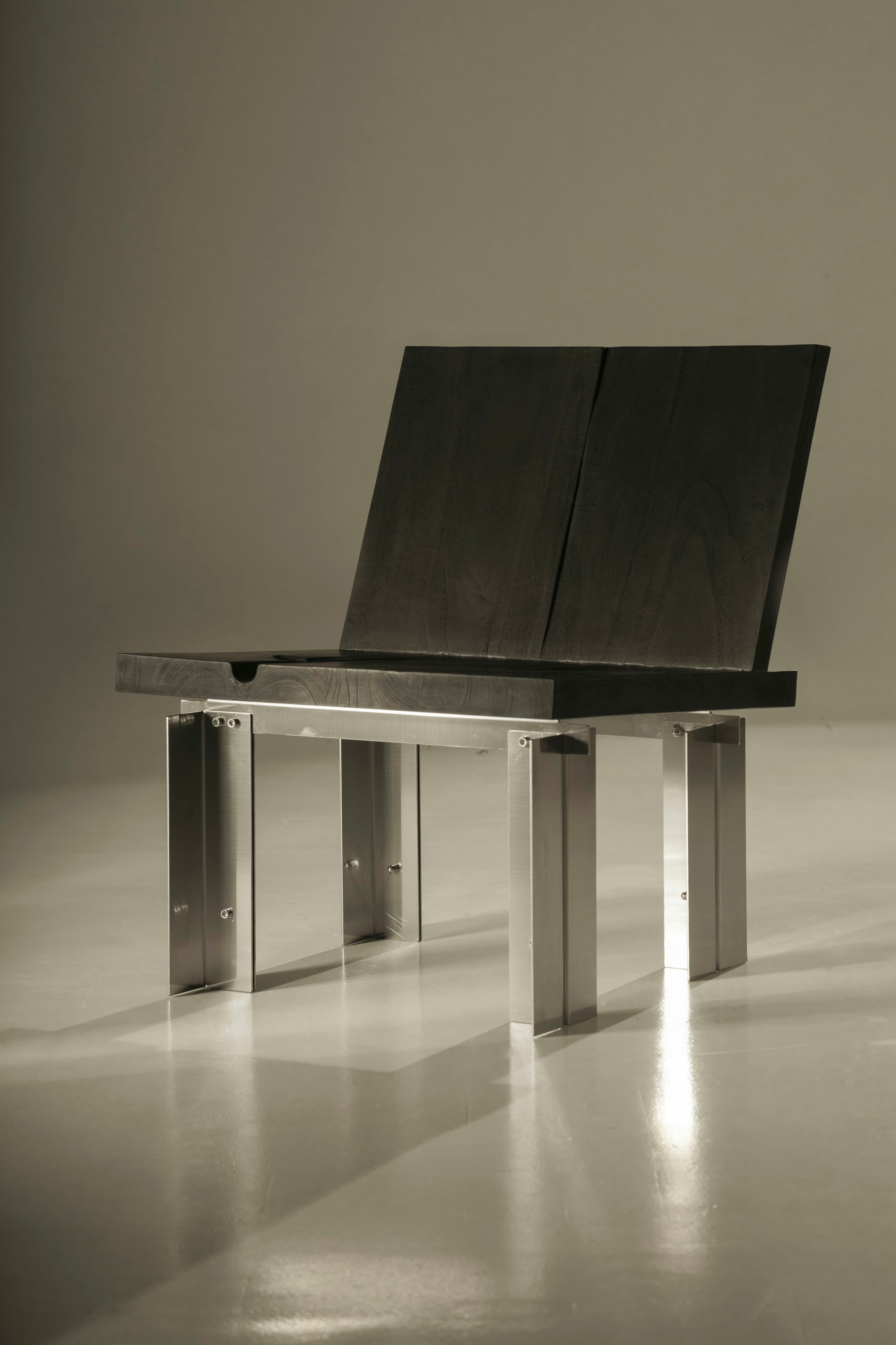 Silla 02 Contrapunto