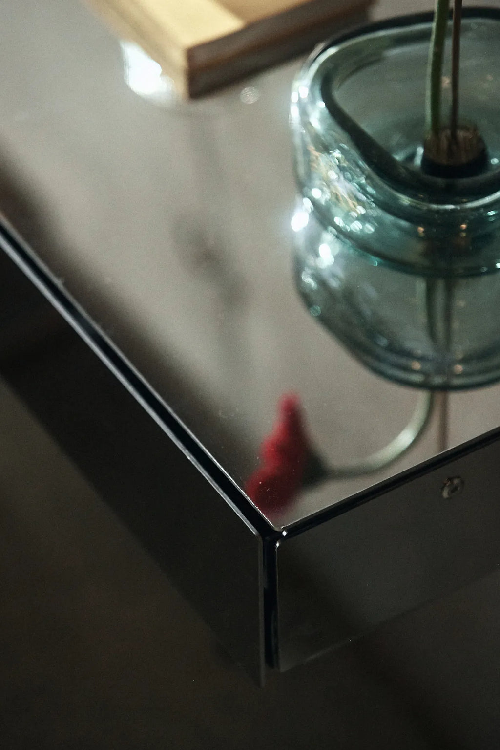 Cajón flotante 0001 | 1000